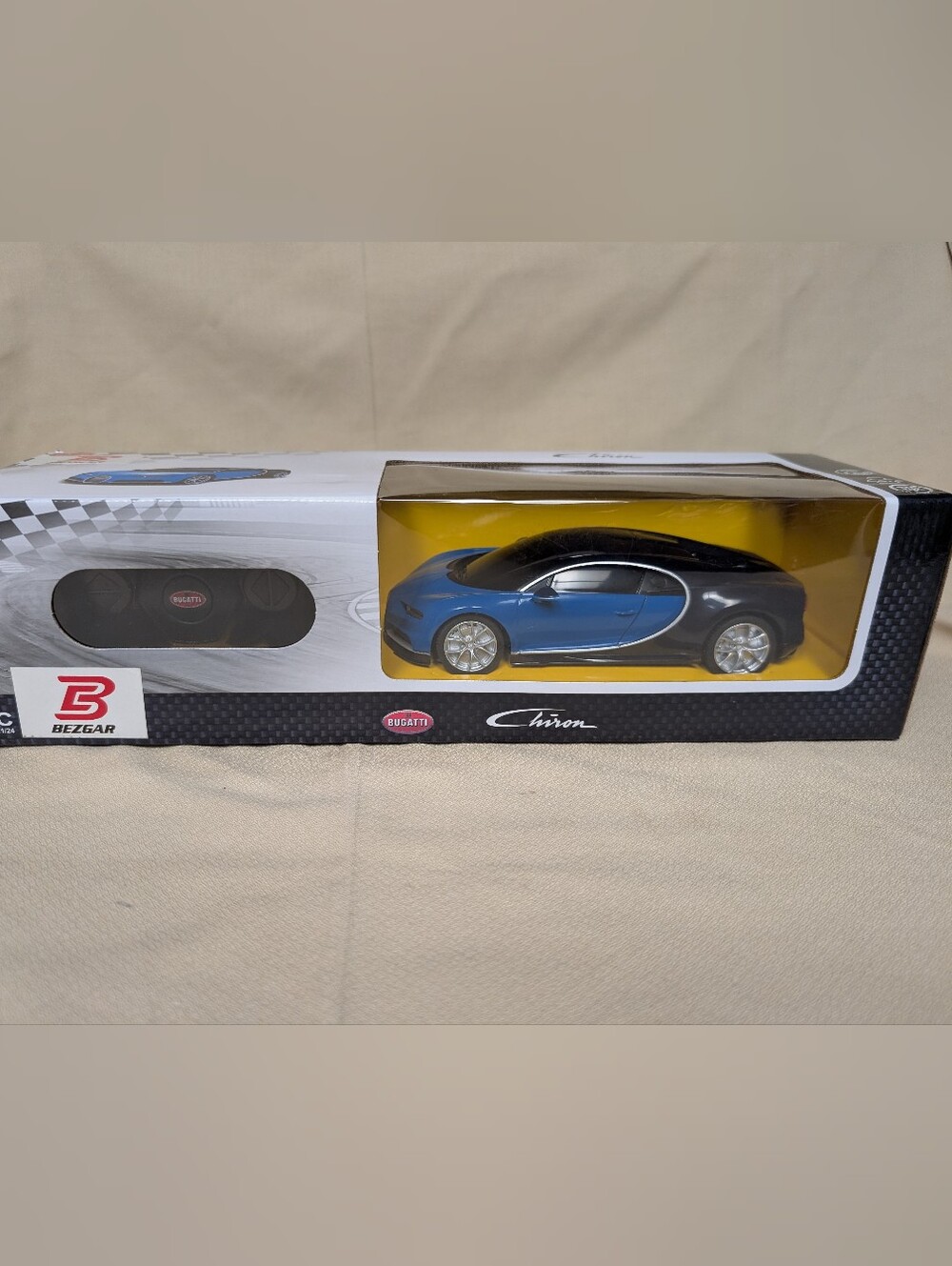 Officially Licensed Bugatti Chiron 1/24 Scale Radio Control Car